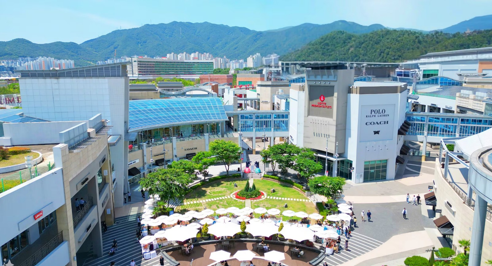 아웃렛보다 싸게 파는 '오프프라이스 매장' 확산!