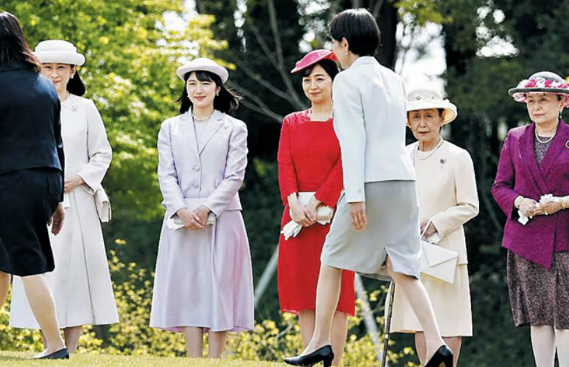 유럽 국가들은 여왕이 있는데, 일본엔 왜 여왕이 없을까?